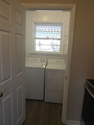 910 Mitchell Rd, Nashville, TN 37206