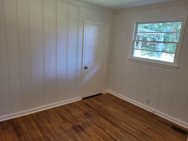 910 Mitchell Rd, Nashville, TN 37206