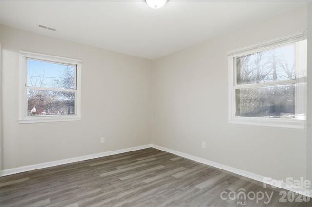 3701 Shoup Court, Charlotte, NC 28216