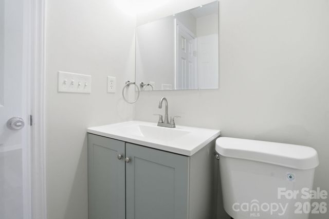 3701 Shoup Court, Charlotte, NC 28216