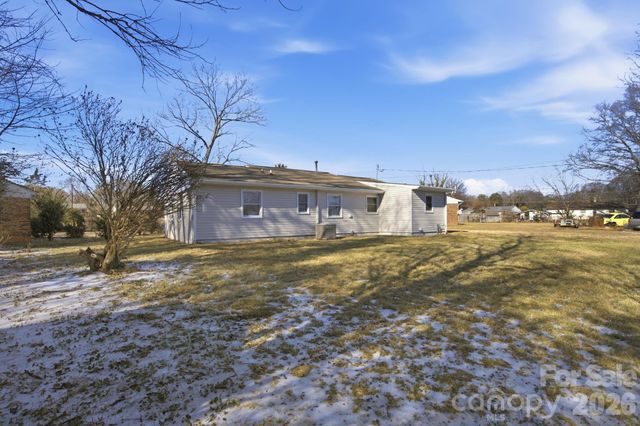 3701 Shoup Court, Charlotte, NC 28216