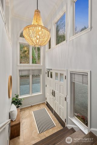 14014 Riviera Place NE, Seattle, WA 98125