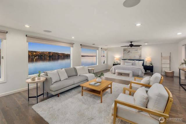 14014 Riviera Place NE, Seattle, WA 98125