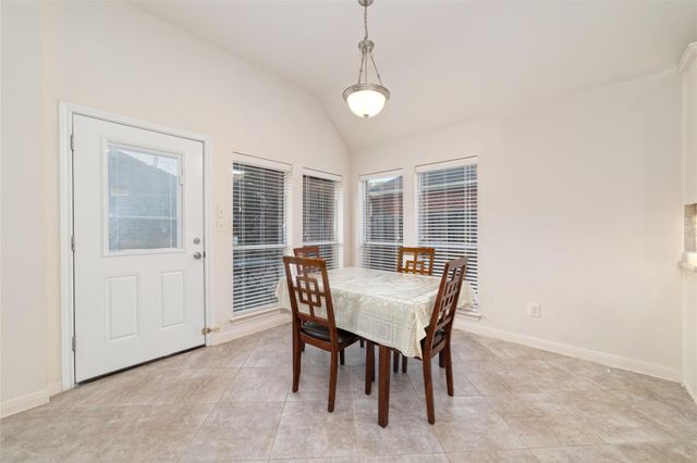 9815 Ryans Park Lane, Houston, TX 77089