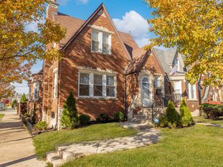 6358 S Keeler Avenue, Chicago, IL 60629