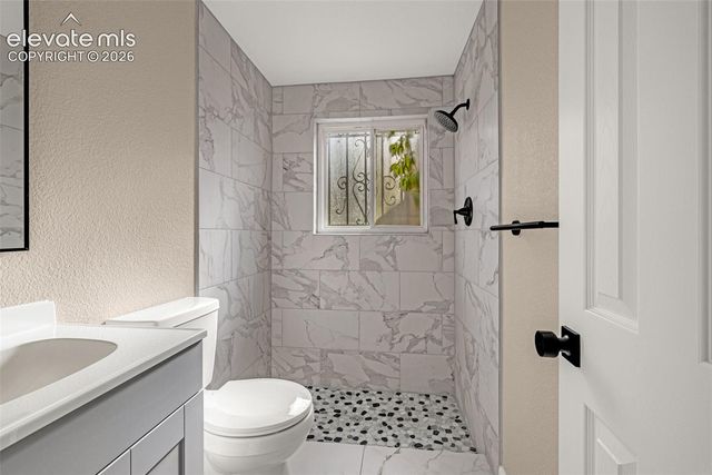 216 De La Vista Street, Colorado Springs, CO 80911
