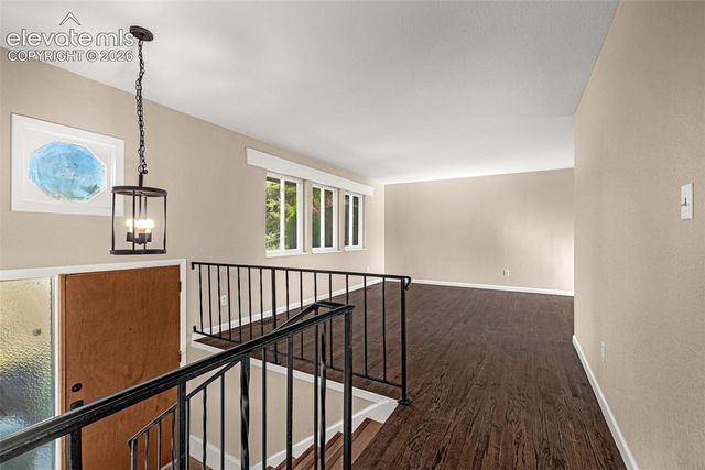 216 De La Vista Street, Colorado Springs, CO 80911