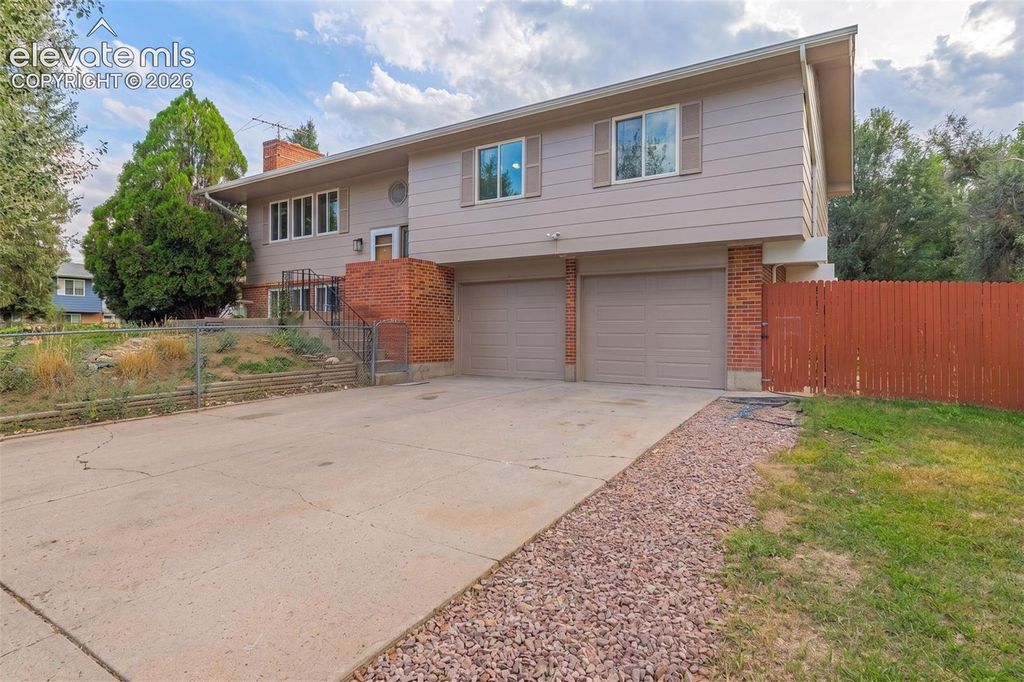 216 De La Vista Street, Colorado Springs, CO 80911 — photo 5