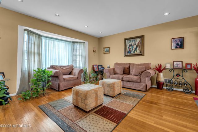 25 Gerald Terrace, Hazlet, NJ 07730