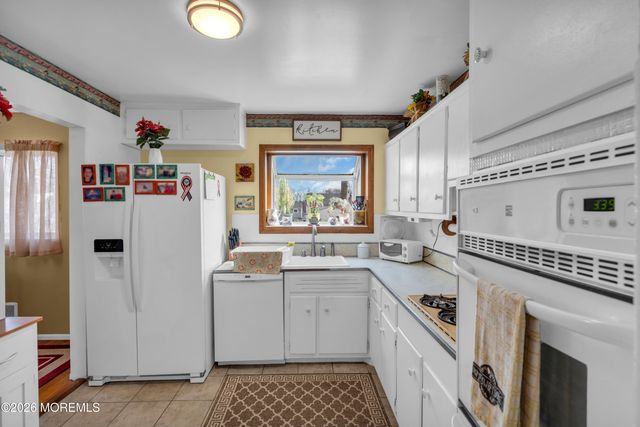 25 Gerald Terrace, Hazlet, NJ 07730