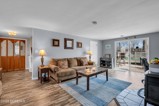 25 Gerald Terrace, Hazlet, NJ 07730