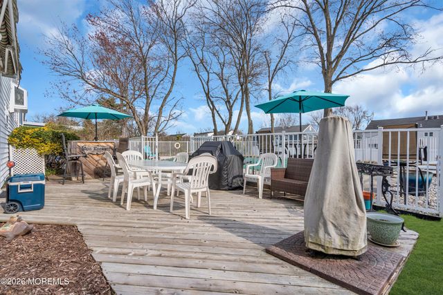 25 Gerald Terrace, Hazlet, NJ 07730