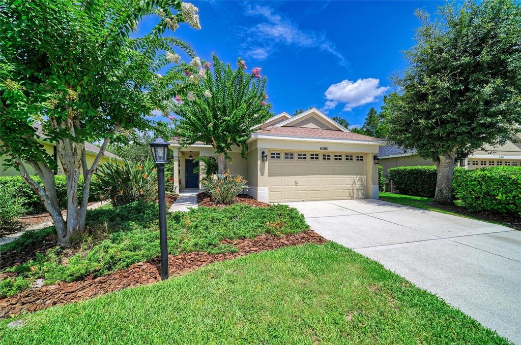 Image 2 of property listing at 6308 ROBIN COVE, Bradenton, FL 34202