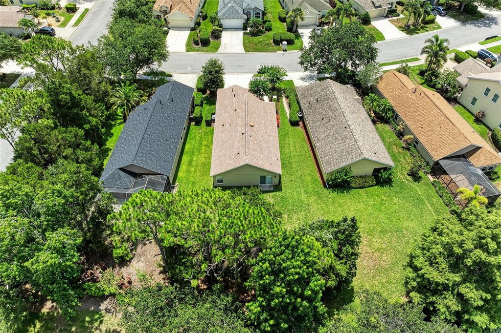 Image 16 of property listing at 6308 ROBIN COVE, Bradenton, FL 34202