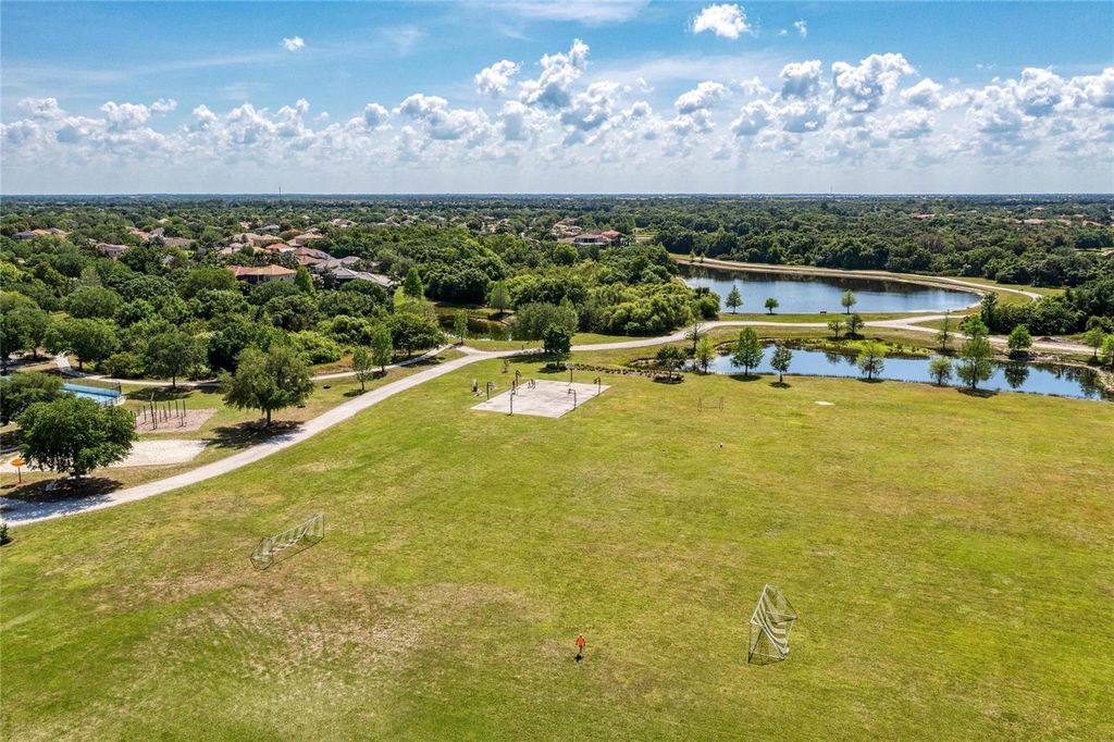Image 21 of property listing at 6308 ROBIN COVE, Bradenton, FL 34202