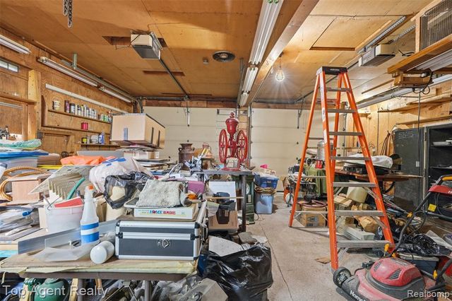 745 Karmada Street, Plymouth, MI 48170