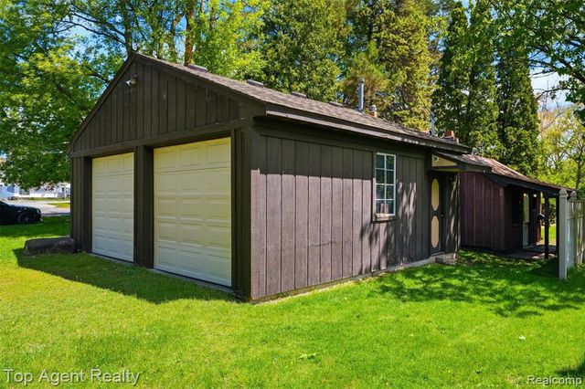 745 Karmada Street, Plymouth, MI 48170