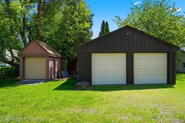 745 Karmada Street, Plymouth, MI 48170