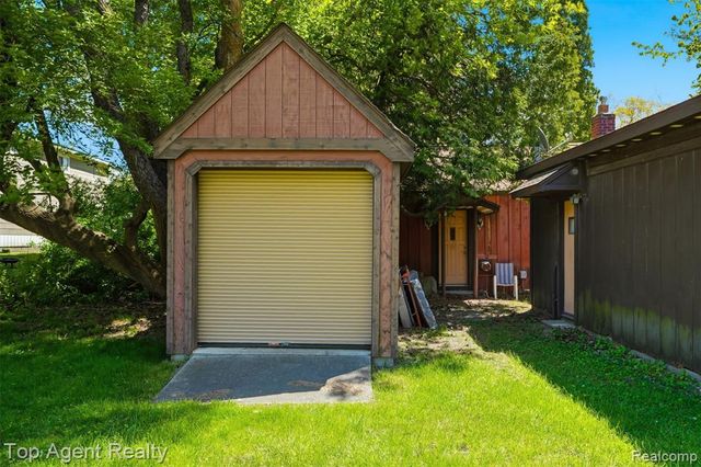 745 Karmada Street, Plymouth, MI 48170
