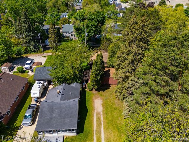 745 Karmada Street, Plymouth, MI 48170