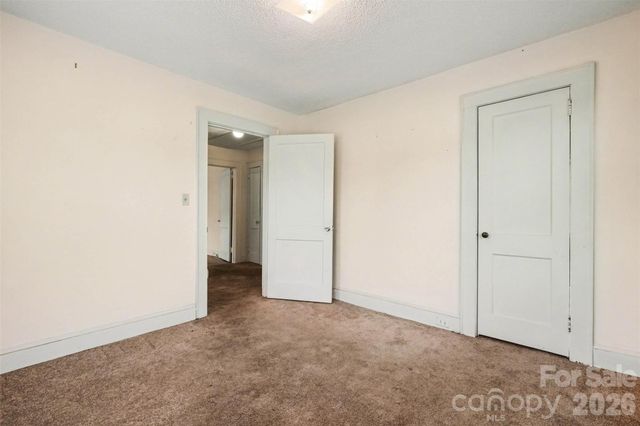 503 Rogers Lake Road, Kannapolis, NC 28081