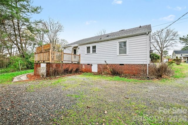 503 Rogers Lake Road, Kannapolis, NC 28081