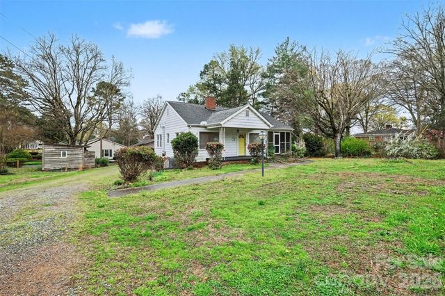 503 Rogers Lake Road, Kannapolis, NC 28081