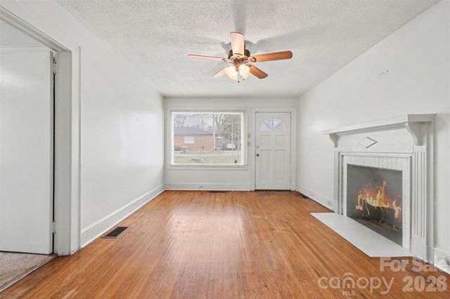 503 Rogers Lake Road, Kannapolis, NC 28081