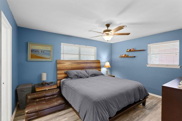 2013 18th Avenue N, Texas City, TX 77590