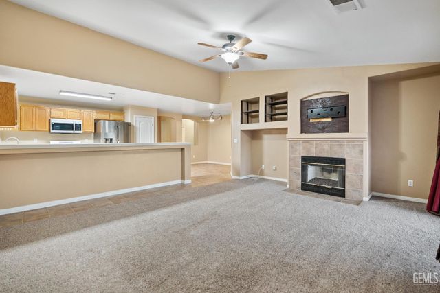 11814 Montague Avenue, Bakersfield, CA 93312