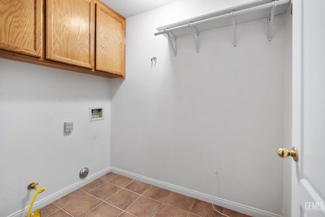 11814 Montague Avenue, Bakersfield, CA 93312