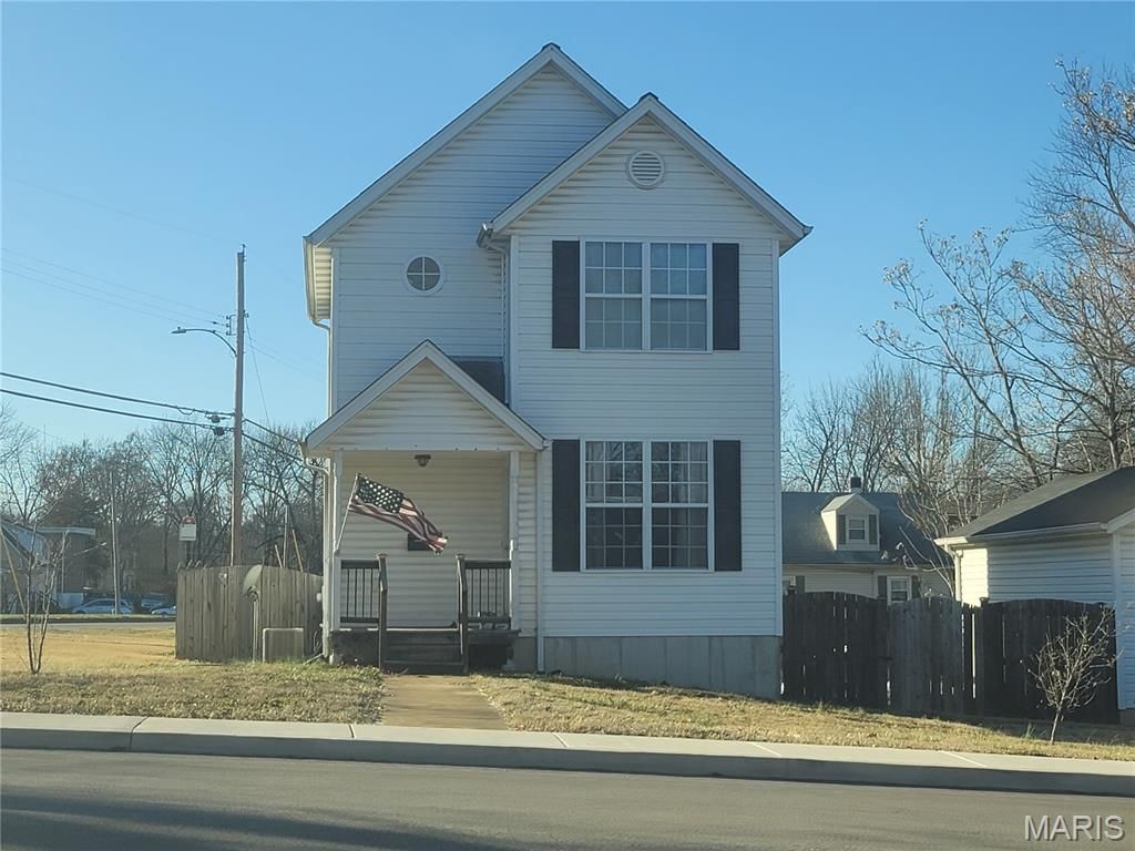 2801 Calvert Avenue, Overland, MO 63114