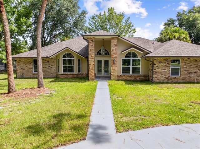 2082 CAMELOT BOULEVARD, St Cloud, FL 34772