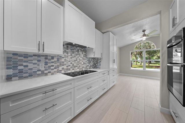 2082 CAMELOT BOULEVARD, St Cloud, FL 34772