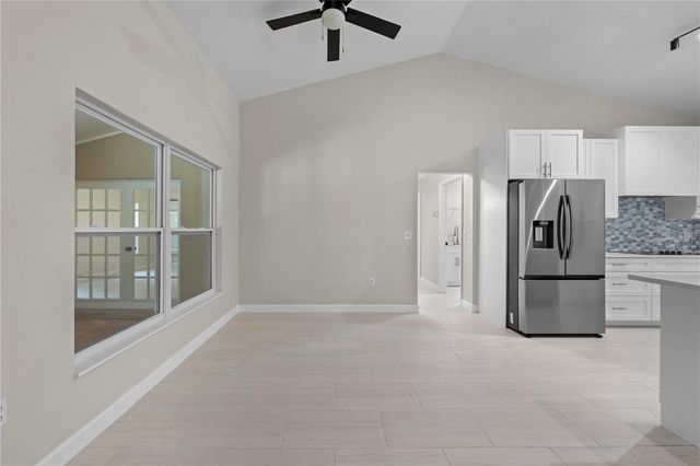 2082 CAMELOT BOULEVARD, St Cloud, FL 34772