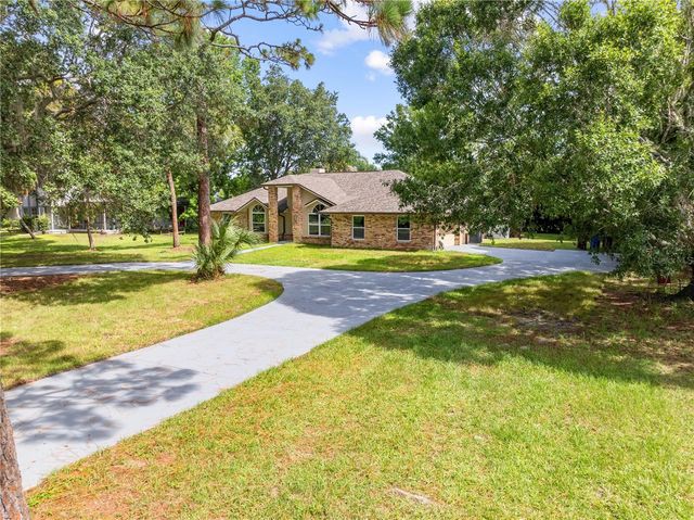 2082 CAMELOT BOULEVARD, St Cloud, FL 34772