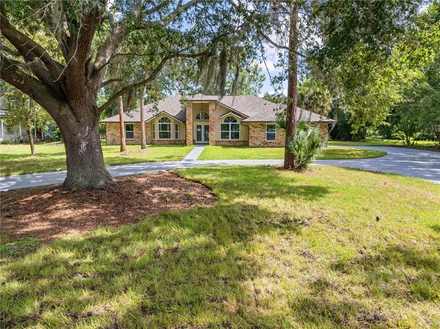 2082 CAMELOT BOULEVARD, St Cloud, FL 34772