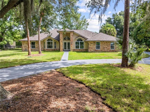 2082 CAMELOT BOULEVARD, St Cloud, FL 34772