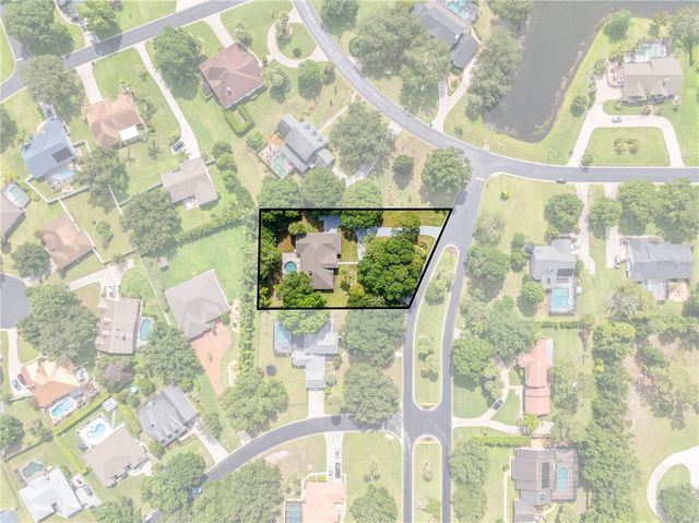 2082 CAMELOT BOULEVARD, St Cloud, FL 34772