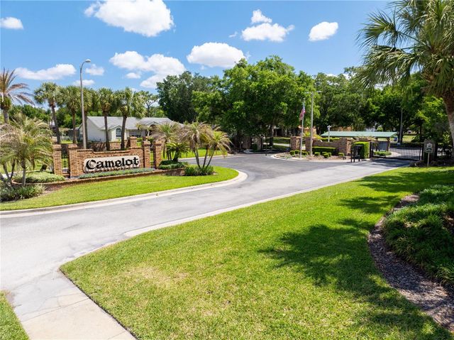 2082 CAMELOT BOULEVARD, St Cloud, FL 34772