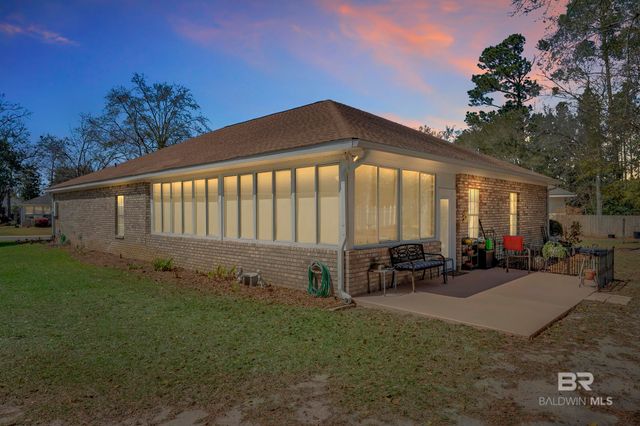 129 Mark Twain Loop, Foley, AL 36535