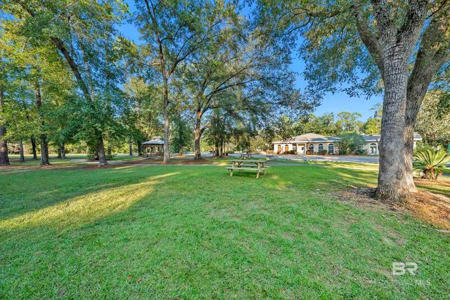 129 Mark Twain Loop, Foley, AL 36535