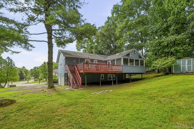 41 Forestdale Avenue, Monroe, NY 10950