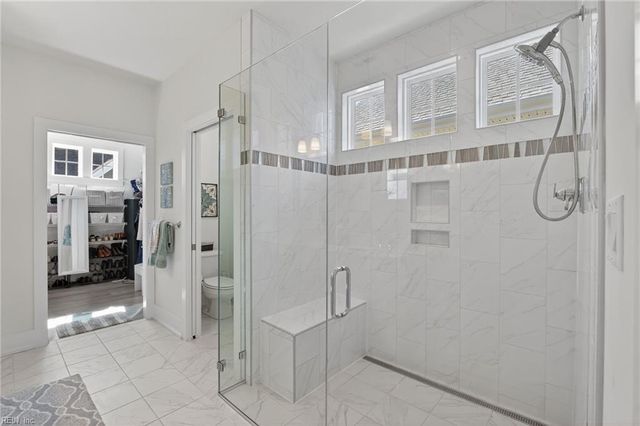 110 Creek LN, Suffolk, VA 23435