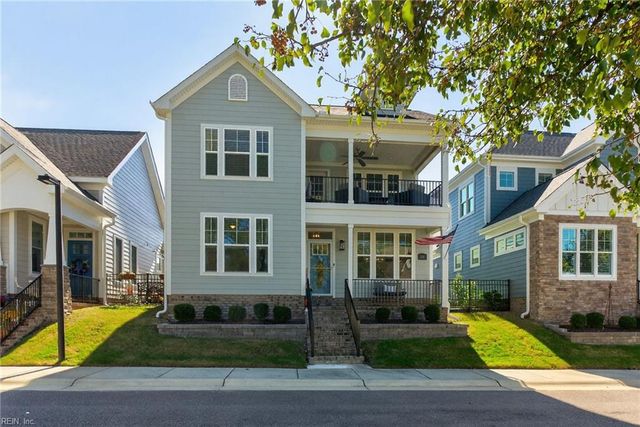 110 Creek LN, Suffolk, VA 23435