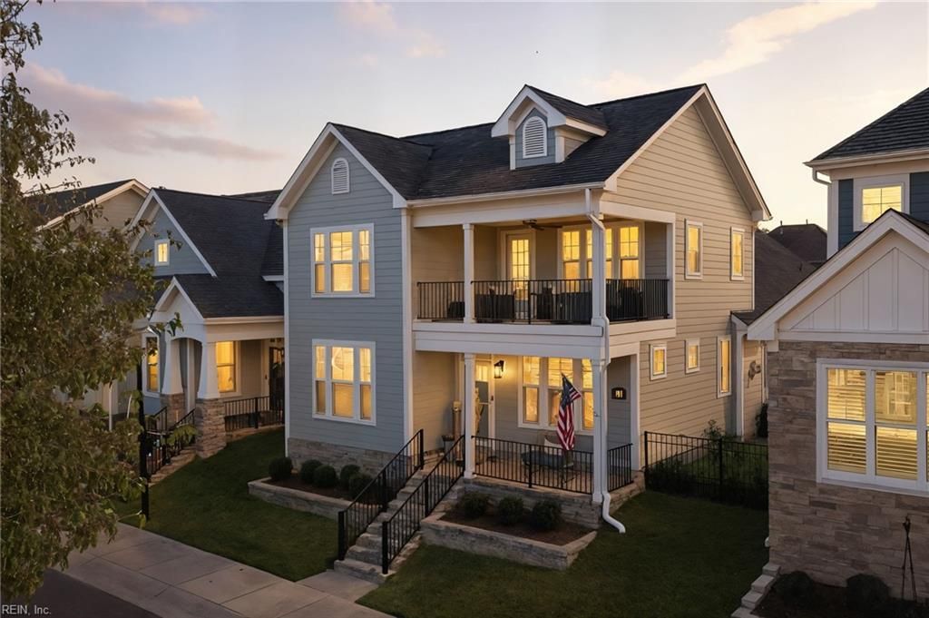 110 Creek LN, Suffolk, VA 23435