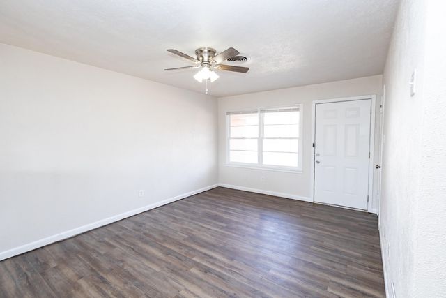 606 Bangor Avenue, Lubbock, TX 79416