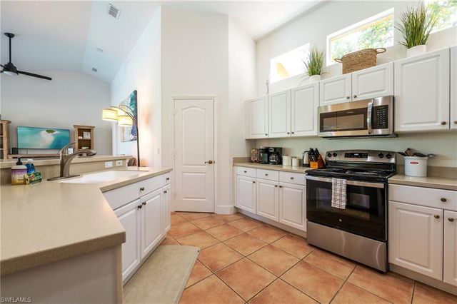 1951 Terrazzo LN, Naples, FL 34104