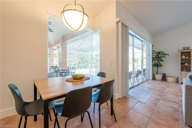 1951 Terrazzo LN, Naples, FL 34104