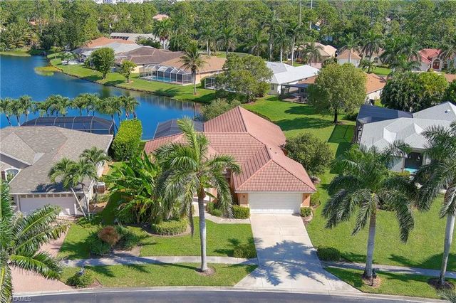 1951 Terrazzo LN, Naples, FL 34104